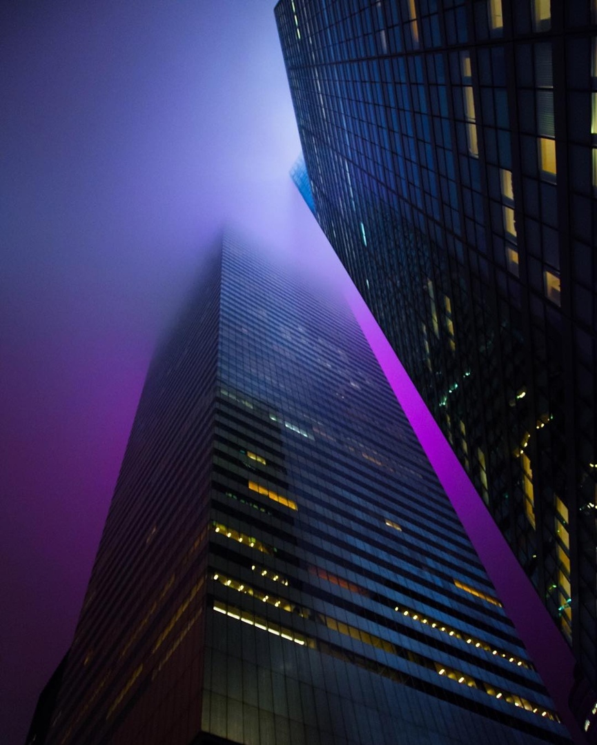 Город в неоне