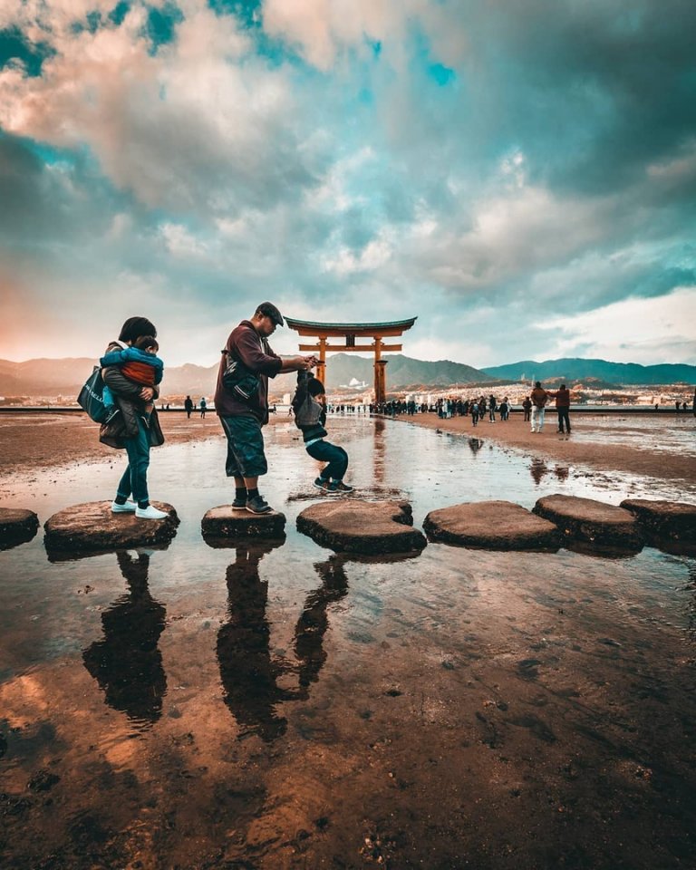 Тихий хмарний день в Японії - 8