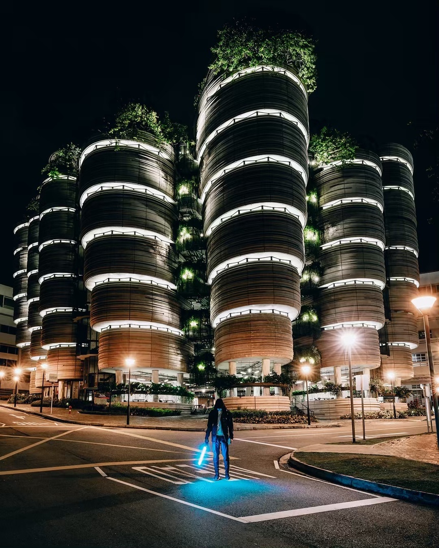 Вечерний Сингапур — красота огней и форм