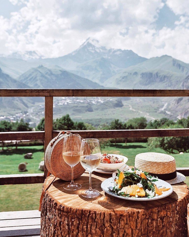 Счастье - это не жизнь без забот и печалей, счастье - это состояние души. - 5