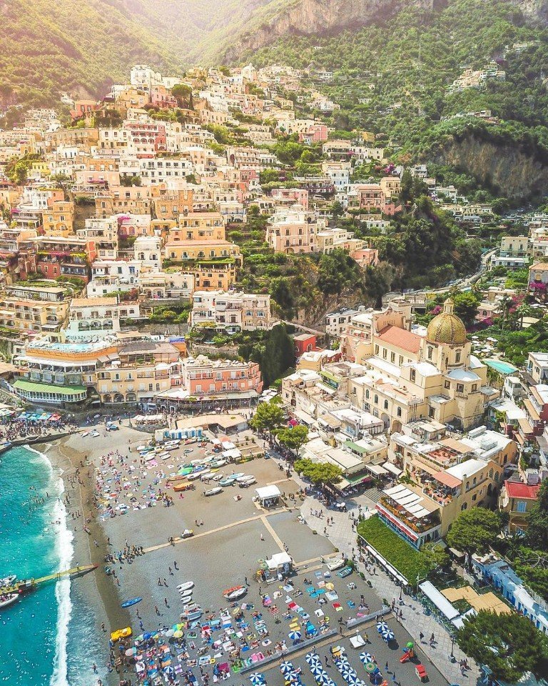 Пролетая над солнечной Италией