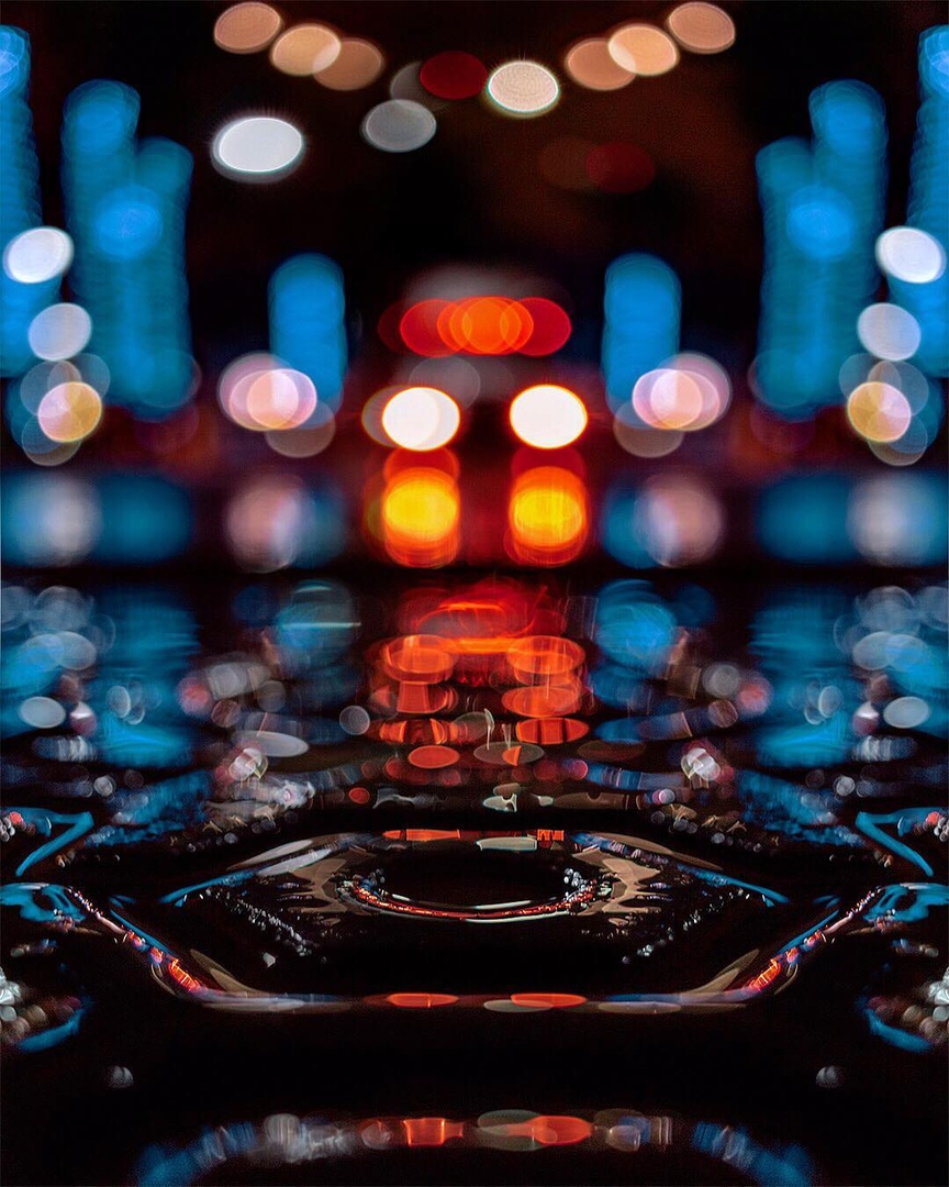 Игра огней после дождя