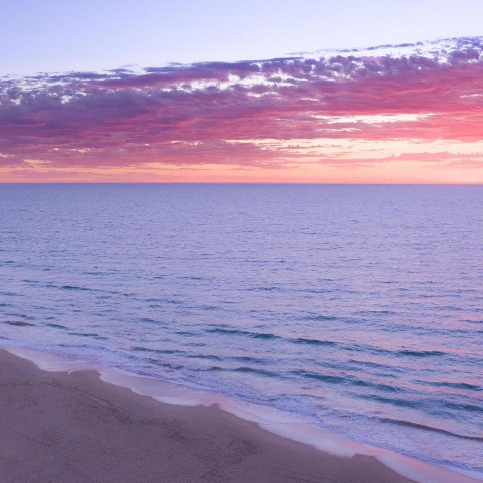 Море стоит увидеть лишь однажды, чтобы потом скучать по нему всю жизнь. - 5