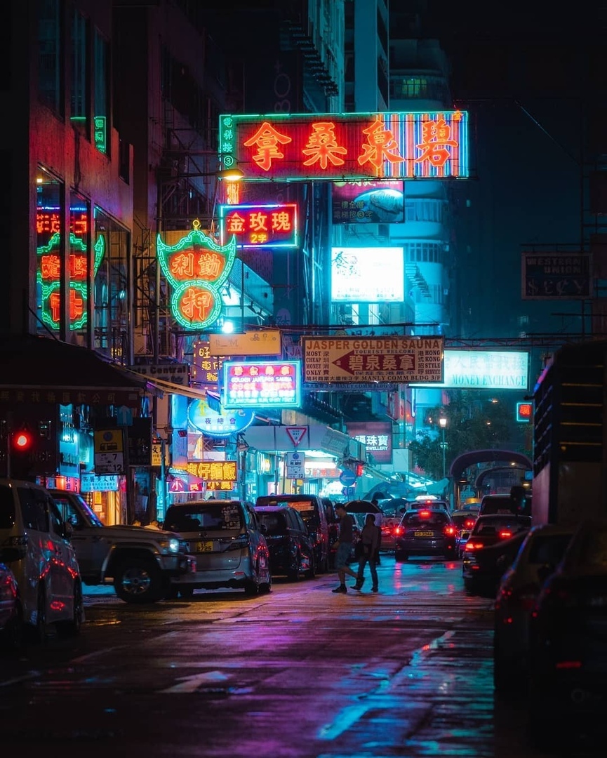 Неон ночного Гонконга