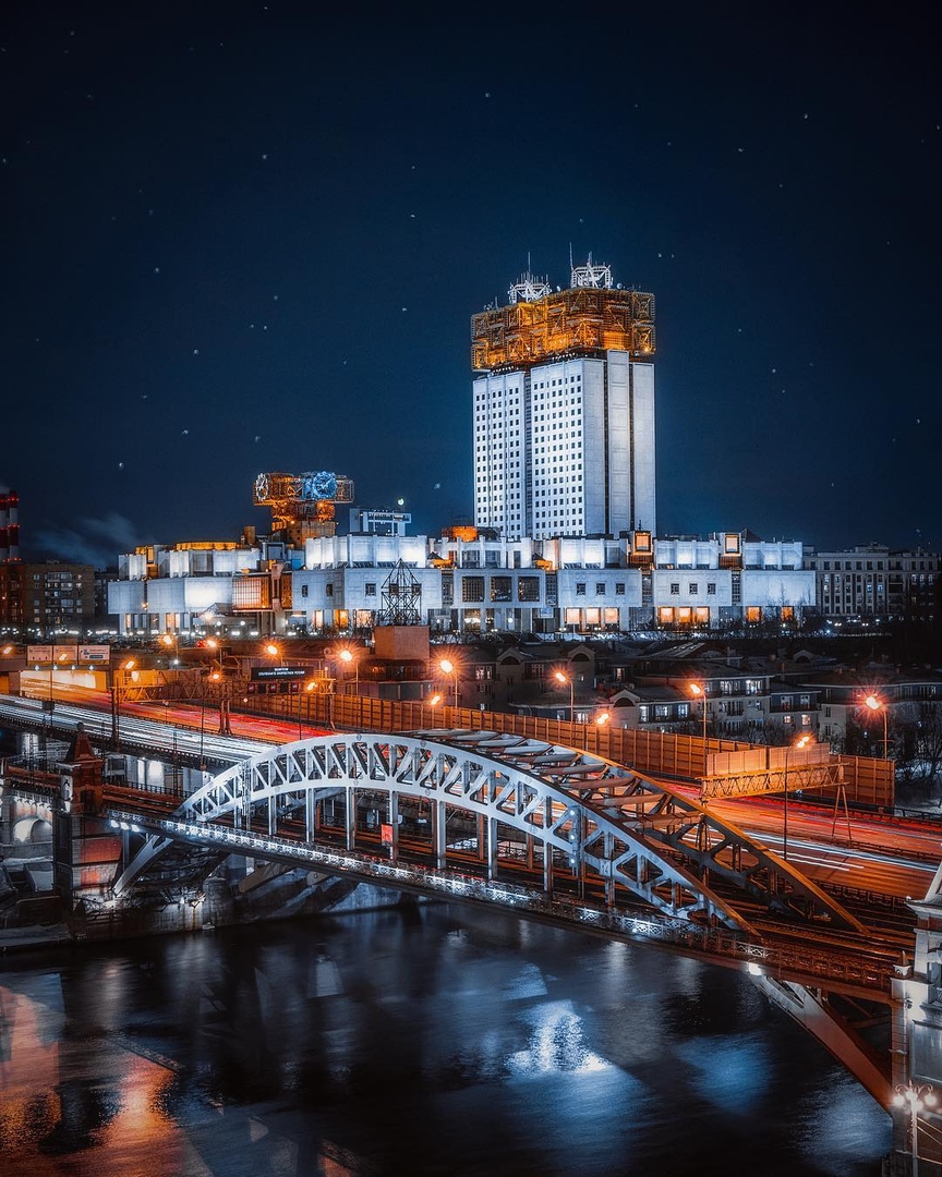 Яркие ночи Москвы