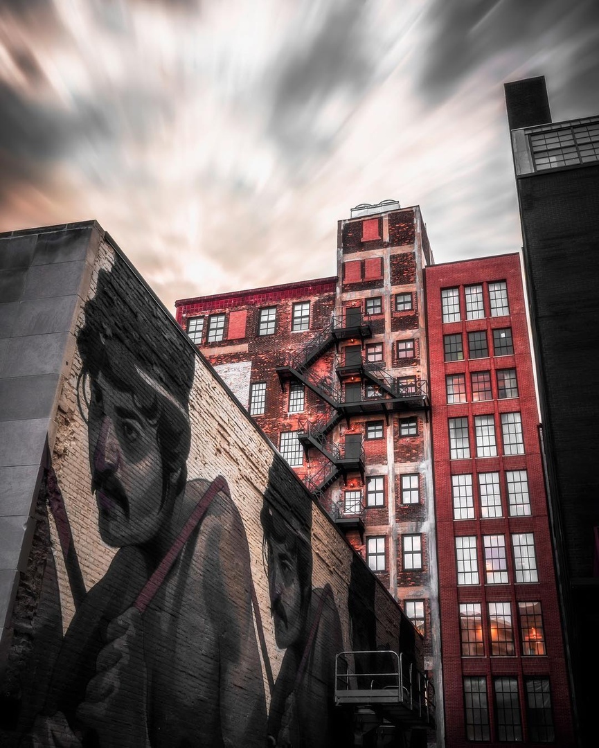 Красивый и пугающий Детройт