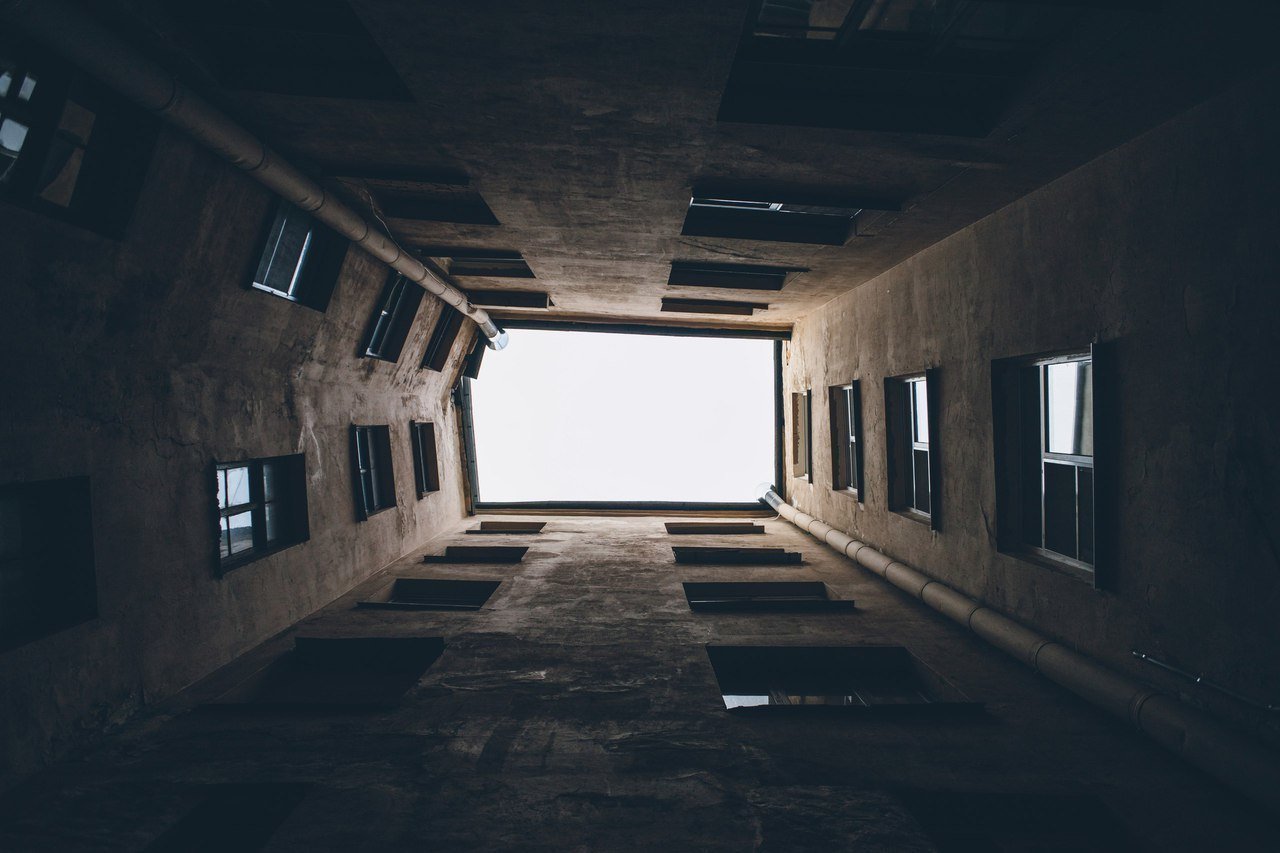 Дворы-колодцы Санкт-Петербурга: вид снизу - 6