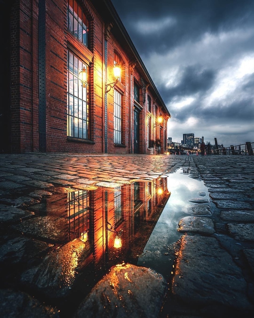 Огни безлюдной ночи