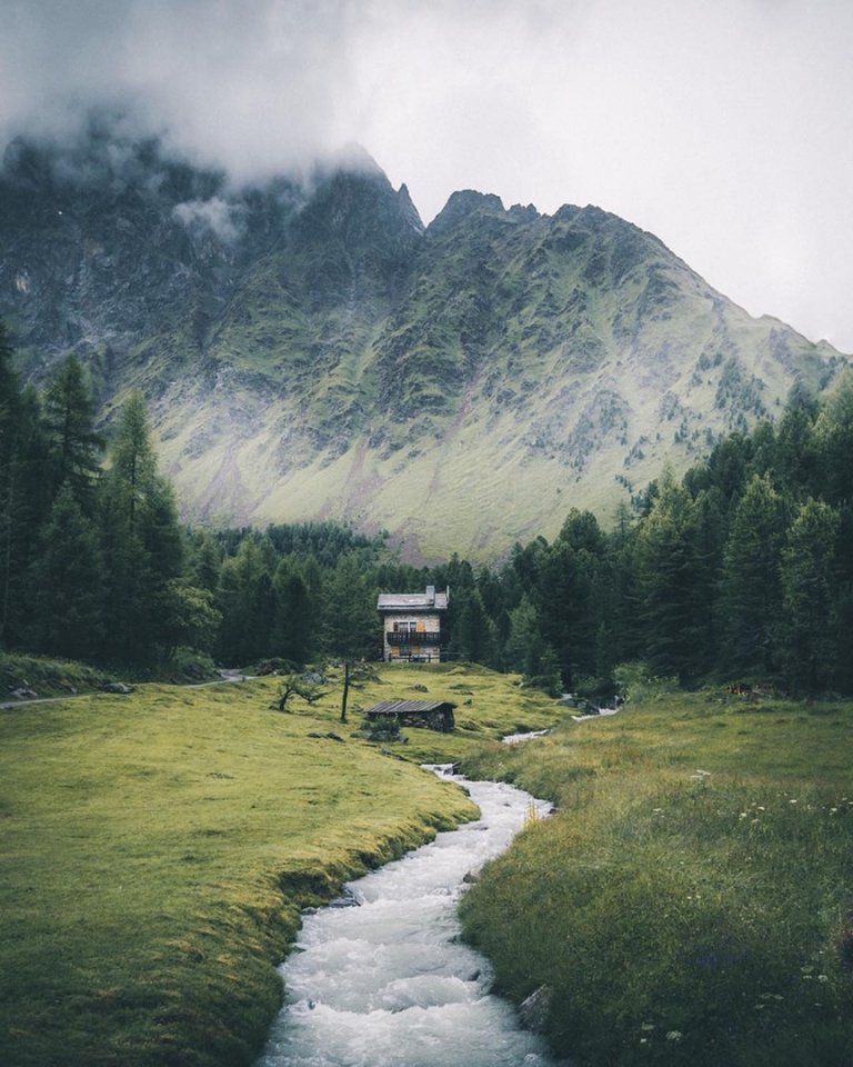 Оказаться бы сейчас в Швейцарии...