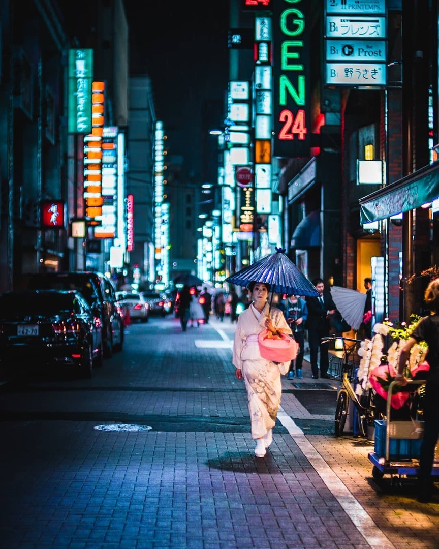 Краски ночного Токио