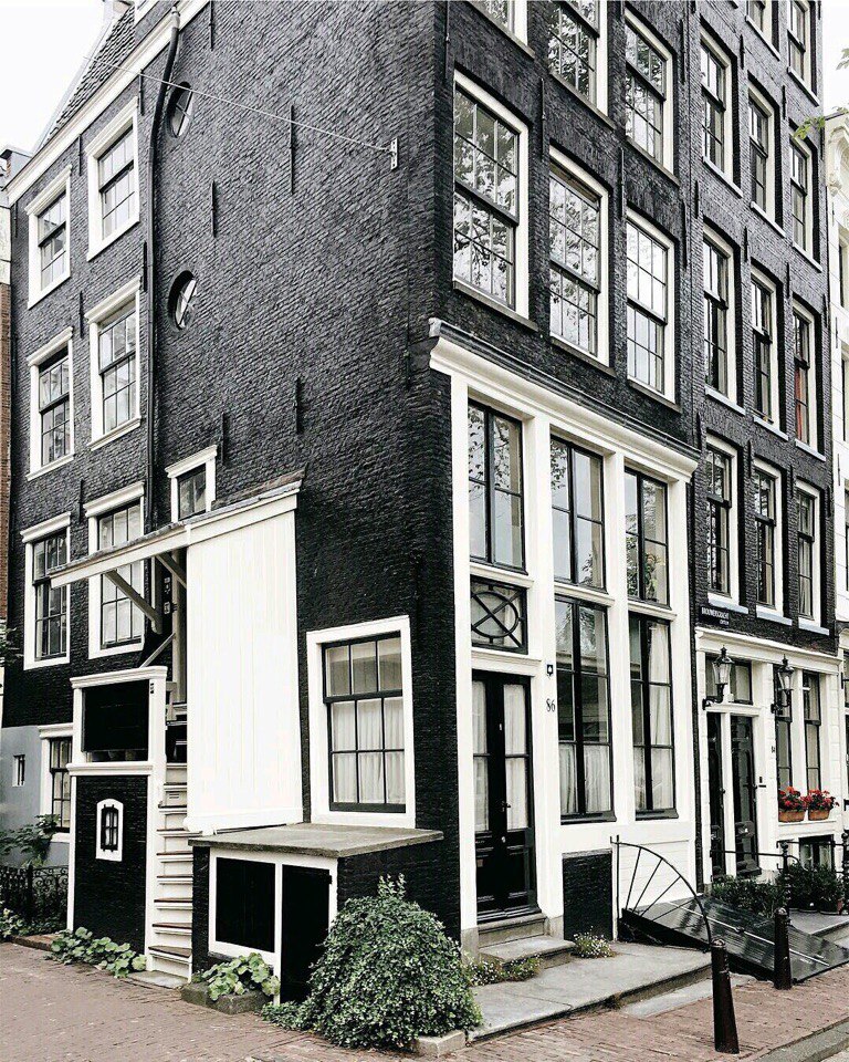 С чем у вас ассoциируется Амстердам? - 8