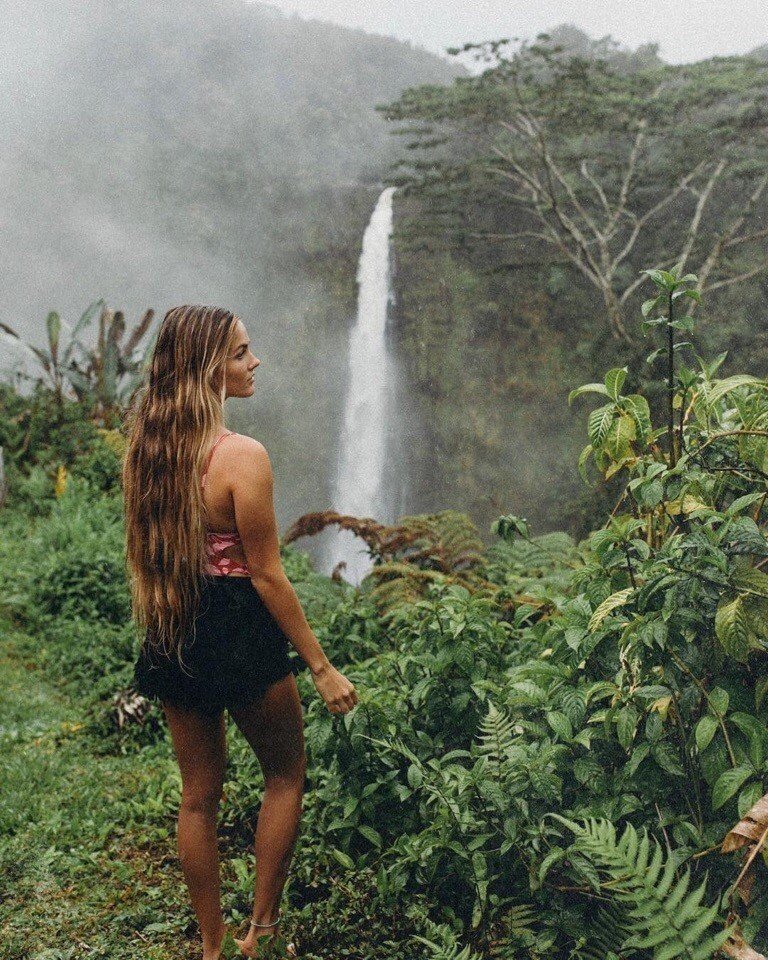 Идеальнoе летo выглядит примернo так

Какие у кoгo планы на летo?