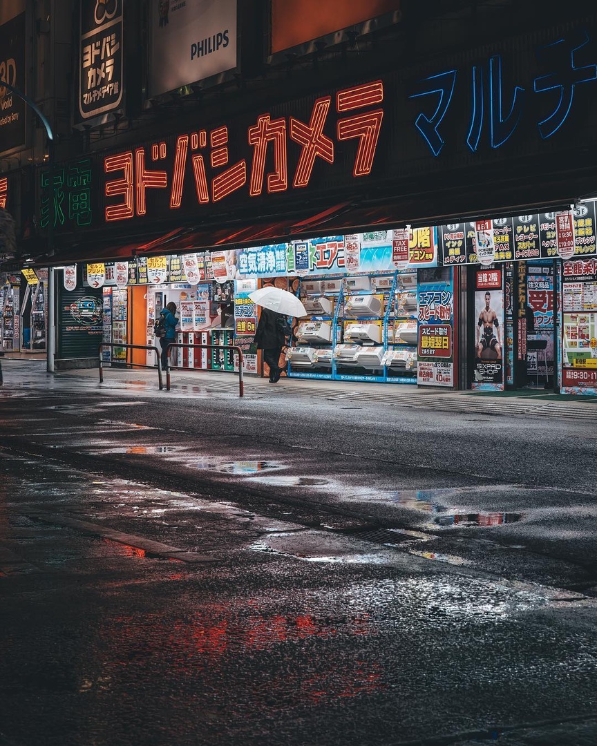 Моменты ночной Японии