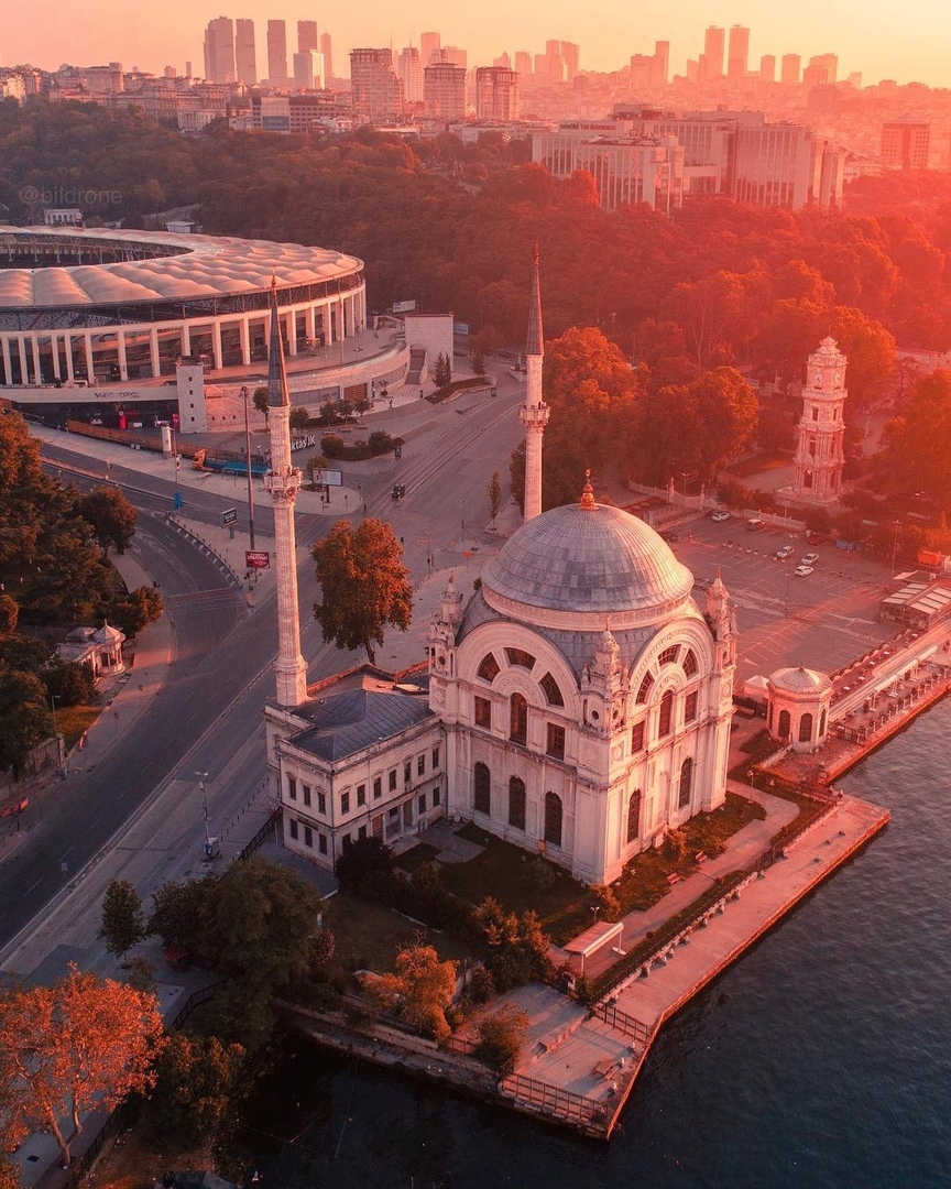 Провожая закат в Стамбуле