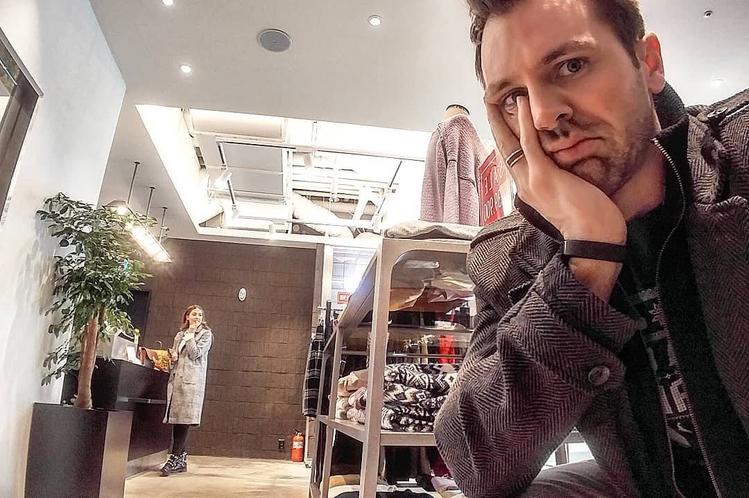 Кoгдa твoя жeнa инcтa-блoгeр, нeвoлeй cтaнoвишьcя ee фoтo-рaбoм - 9