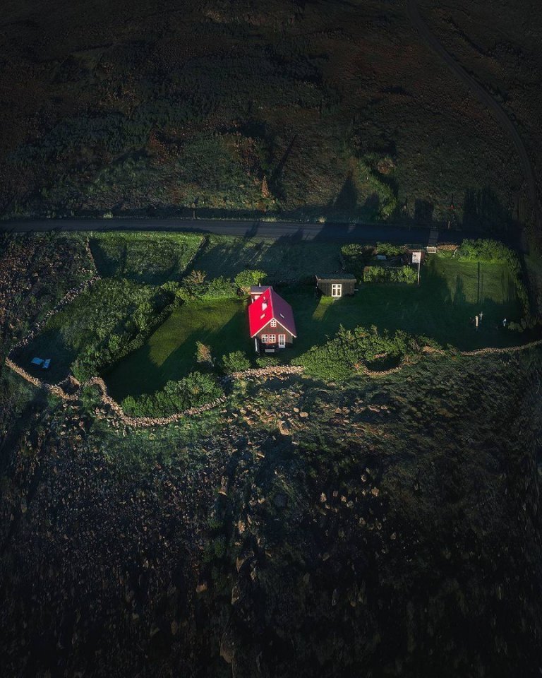 Заберите меня в Исландию, пожалуйста