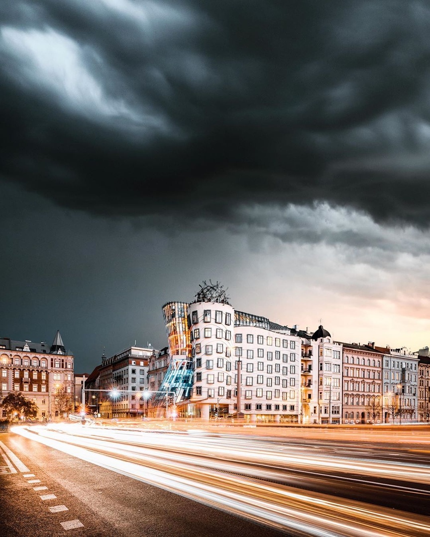 Мрачная обстановка в Праге