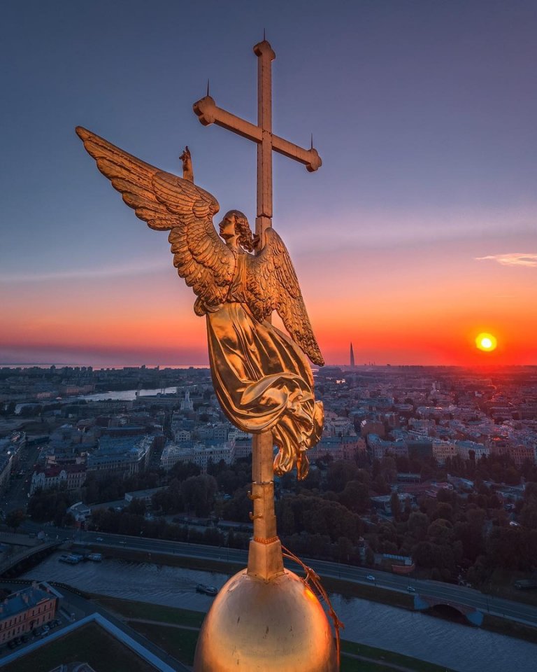 Закат в Питере как отдельный вид прекрасного 