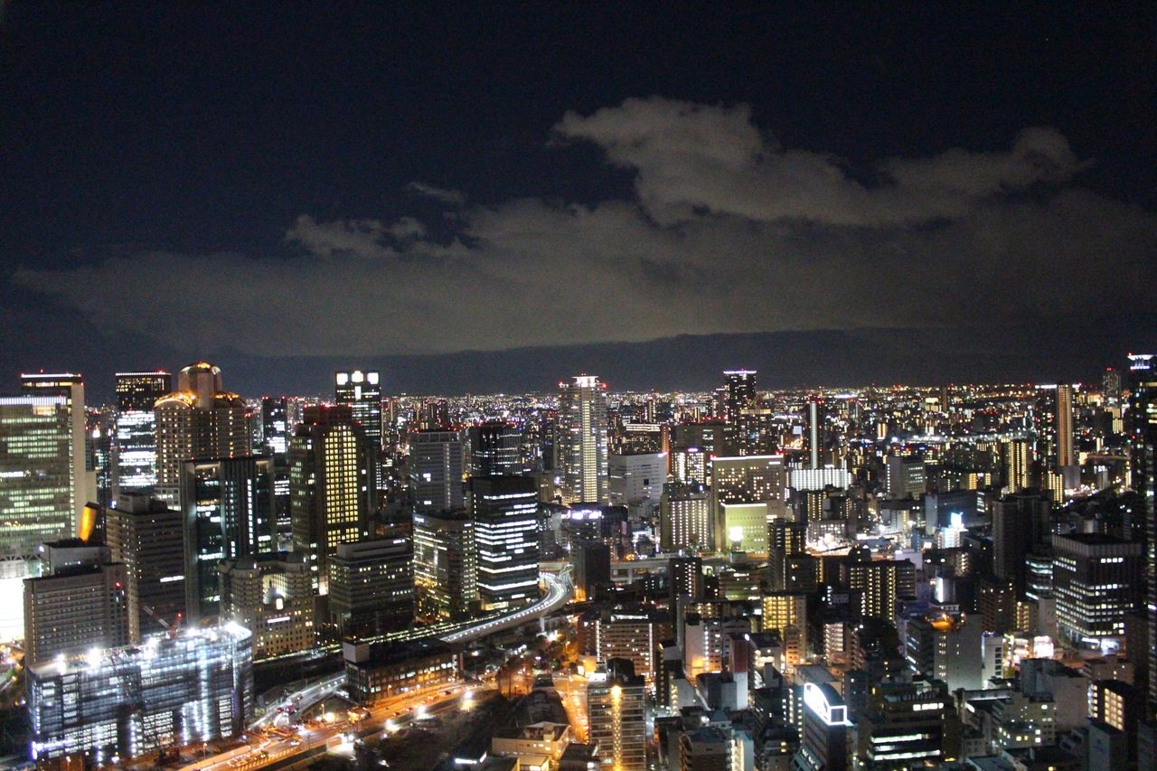 Хочется в путешествие, но не хочется заморачиваться логистикой и программой: куда пойти, что посмотреть, где поесть и прочими деталями? А хочется просто расслабиться и получать удовольствие (и при этом не на пляже)? 
 
Формат авторских туров – вариан - 9