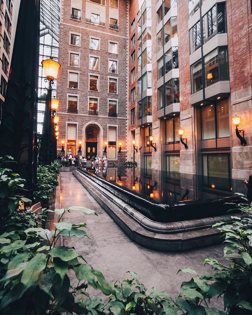 Чудесная атмосфера Монреаля