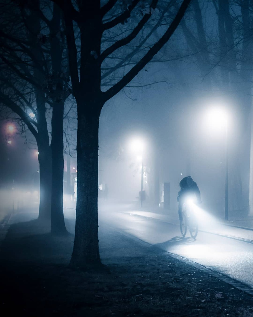 Мрачный город в ночи - 5