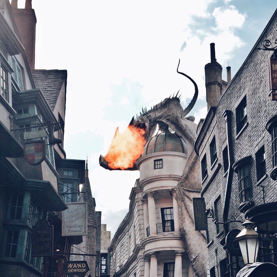 Парк по мотивам вселенной Гарри Поттера в Орландо, США