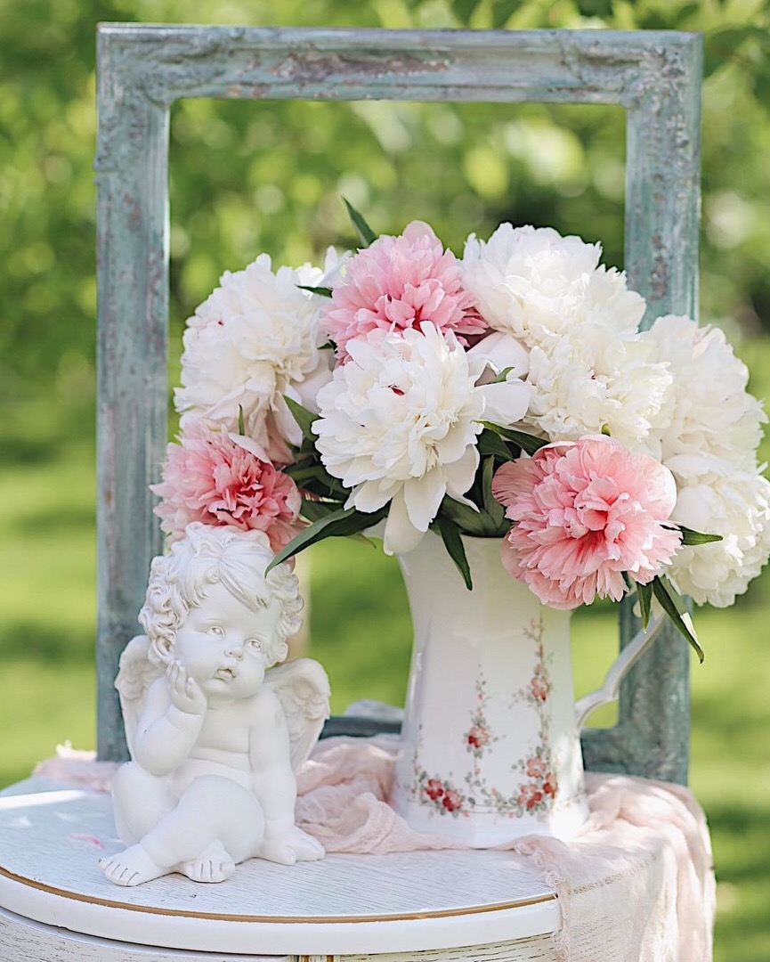 Чтобы жизнь не была серой, не смешивай черное с белым — возьми другие краски. - 5