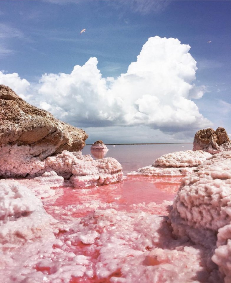 Кояшское соленое озеро в Крыму