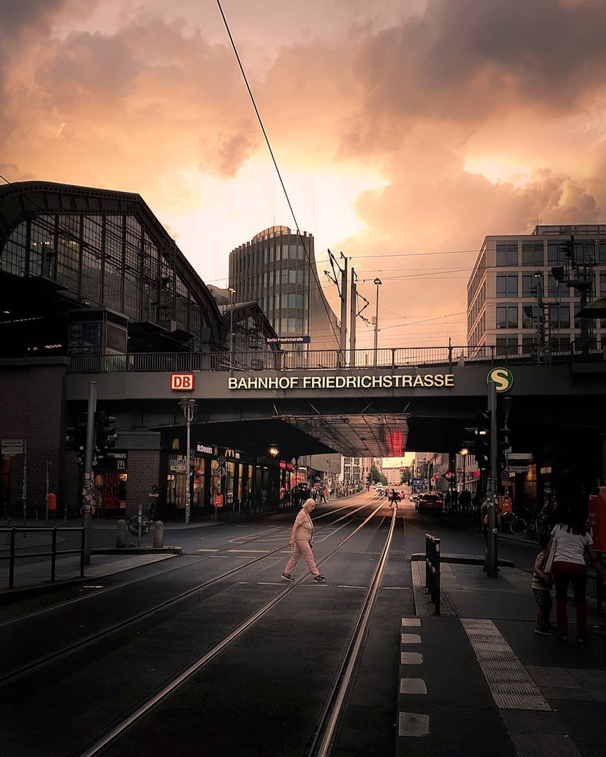 Один билет в Берлин, пожалуйста - 5