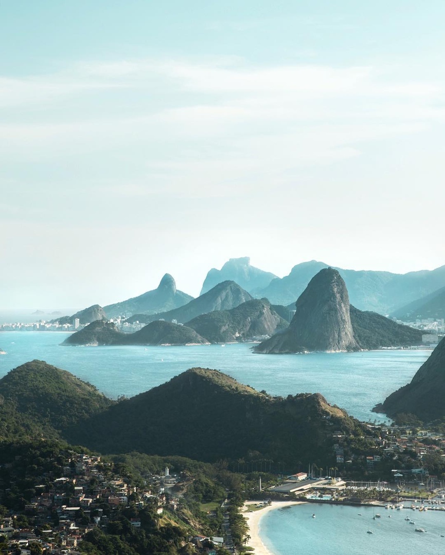 Когда мы окружаем себя хорошими людьми и добрыми мыслями – жизнь начинает меняться в лучшую сторону. - 5