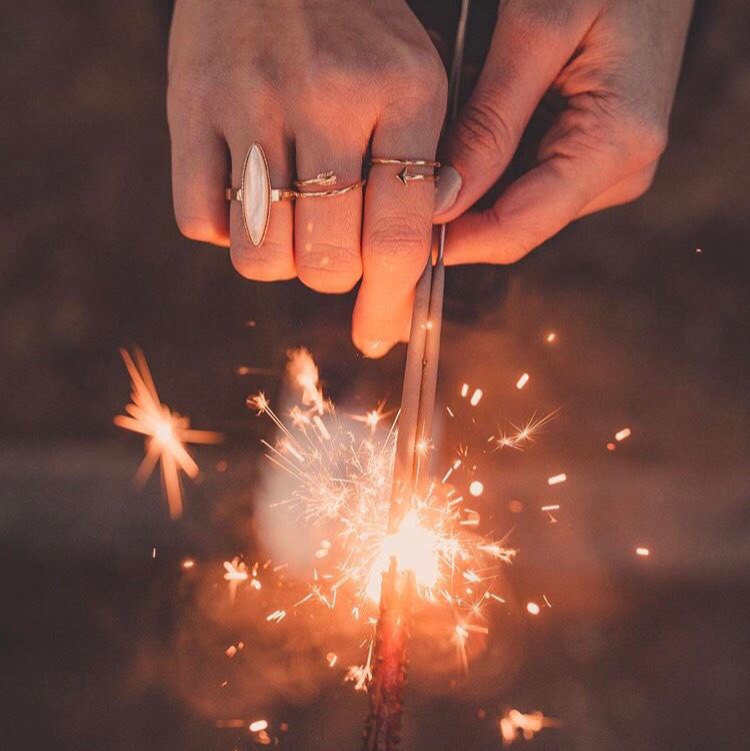 Шанс не бывает единственным, жизнь обязательно предоставит еще один.

Пауло Коэльо