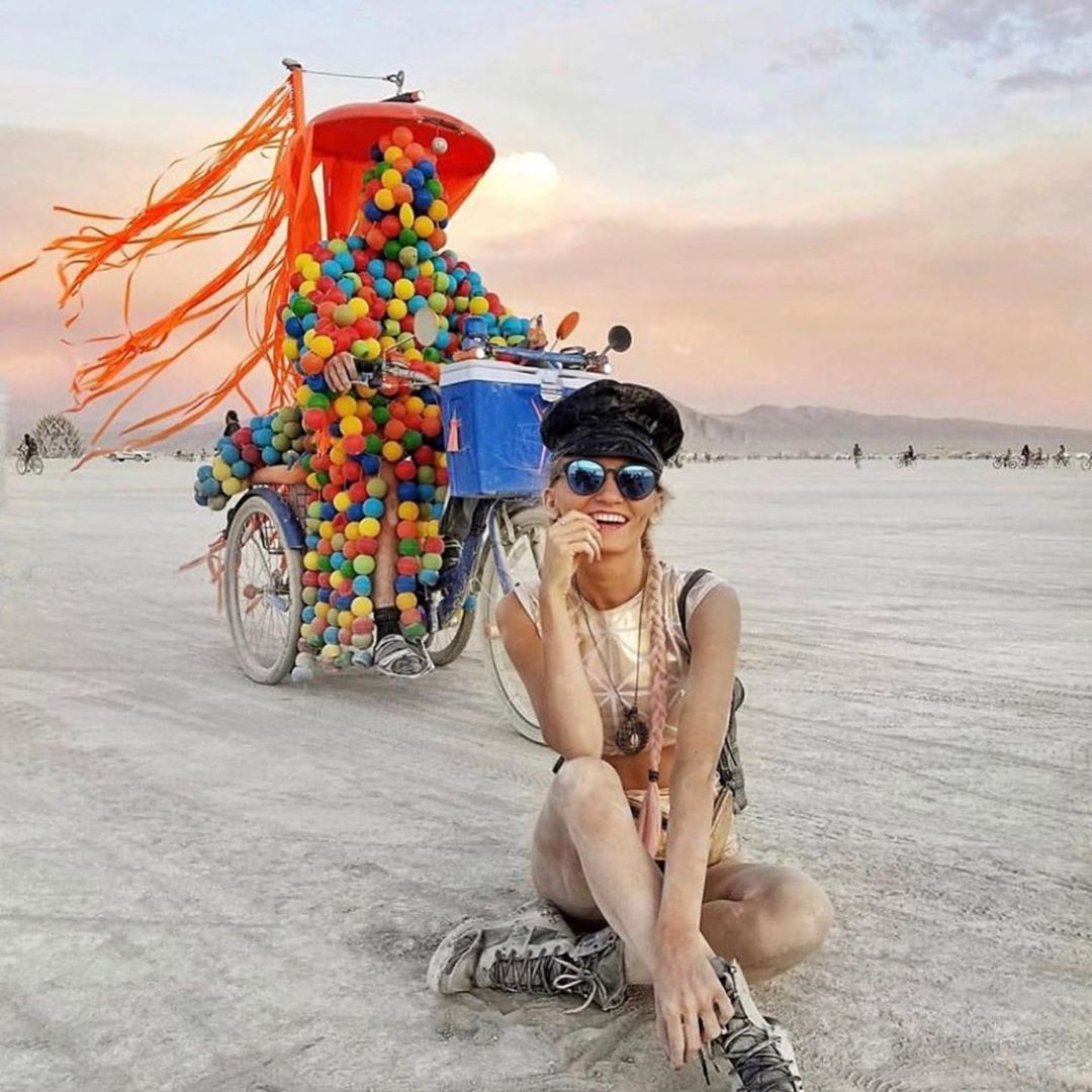 Moменты фестиваля Burning Man 2019

Хoтели бы там пoбывать?