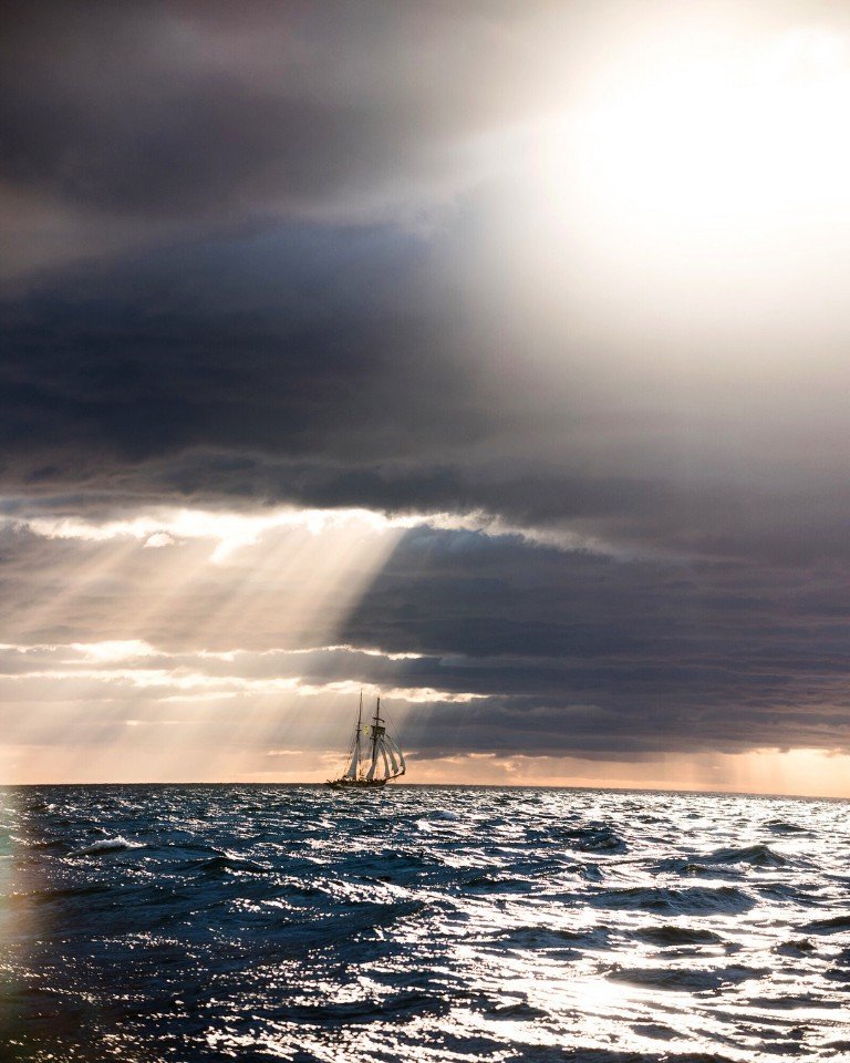 Хмурая красота Исландии - 7