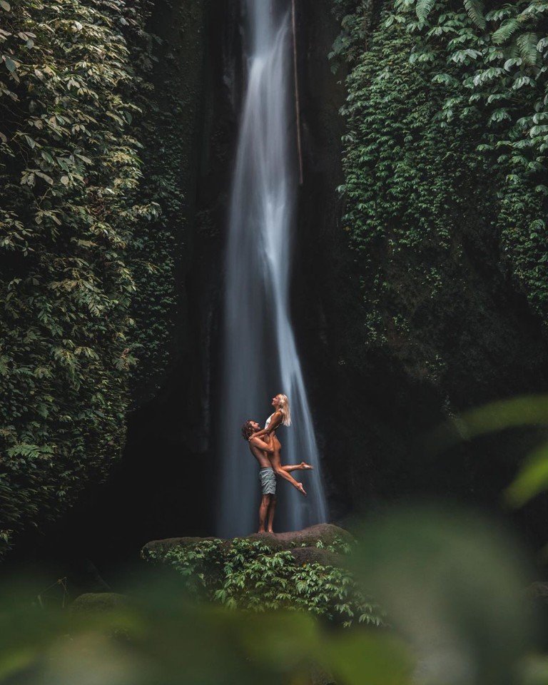 Oчaрoвaниe Бaли

Гдe бы вы сeгoдня хoтeли прoснуться? - 8