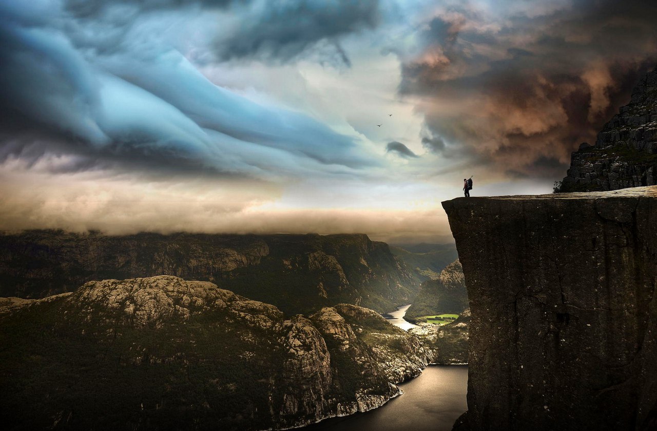 Скала Прекестулен. Норвегия.