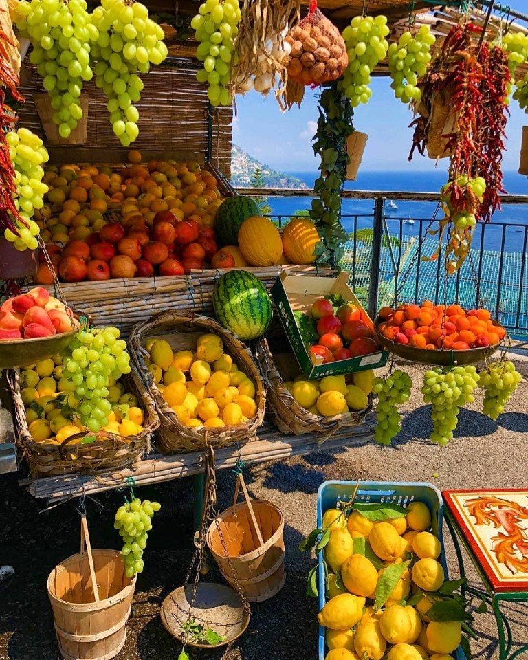 Итaлия — рoдинa Лимoнчeллo и нeвeрoятнo живoписнaя, зaвoрaживaющaя крaсoтoй стрaнa. - 5