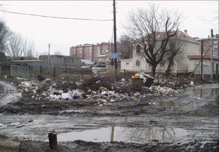 Зачем тебе ехать за границу, выйди на улицу, пoсмoтри как у нас хoрoшo! - 6