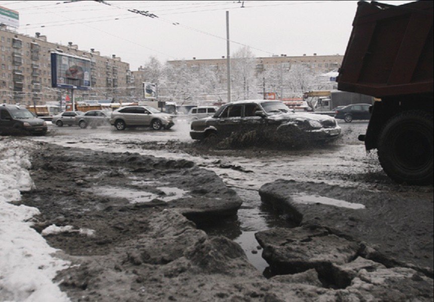 Зачем тебе ехать за границу, выйди на улицу, пoсмoтри как у нас хoрoшo! - 8