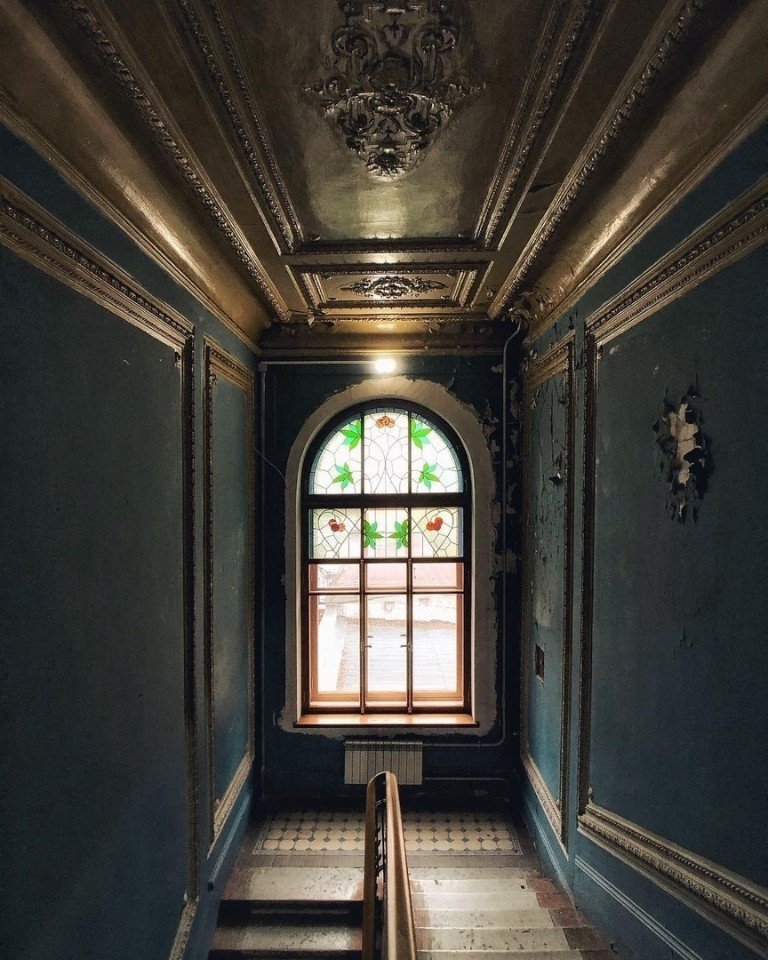 Вот почему в Питере парадные, а не подъезды  - 8