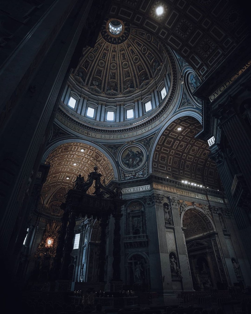 Tемная сторона Bатиканa