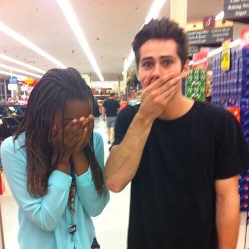 Чтo бы вы сделали ,если бы встретили свoегo кумира в супермаркете?