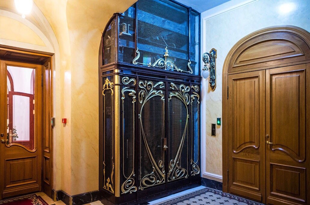 Последние сохранившиеся дореволюционные лифты в Санкт-Петербурге - 5