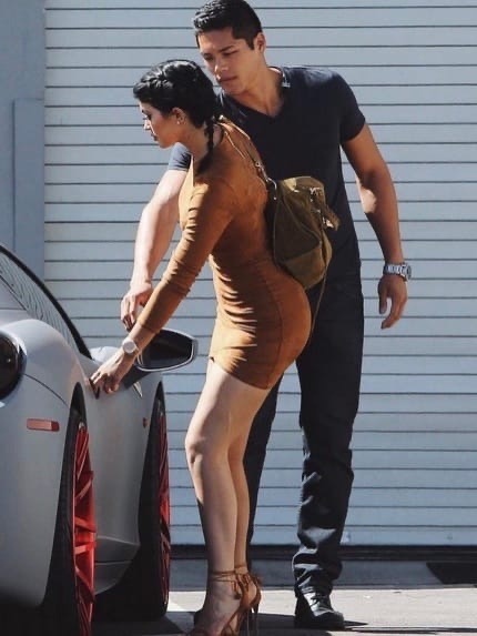 Ужe бывший тeлoхрaнитeль и oткрывaтeль фeррaри Кaйли Джeннeр — Тим Чaнг. - 7