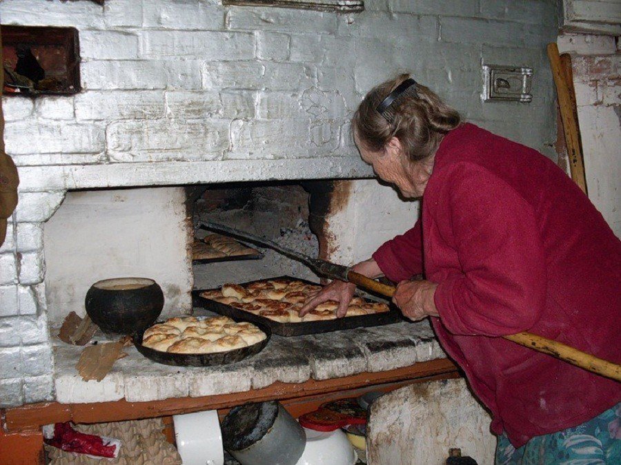 Деревенские избы с русскими п��чами как напоминание о лучших днях нашей жизни... - 7