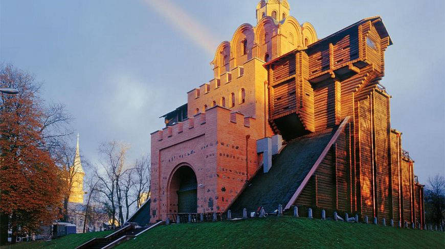 Крепкий орешек: 10 фактов из биографии Золотых ворот, о которых вы не знали