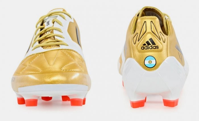 Історія Adidas: класичні футбольні бутси