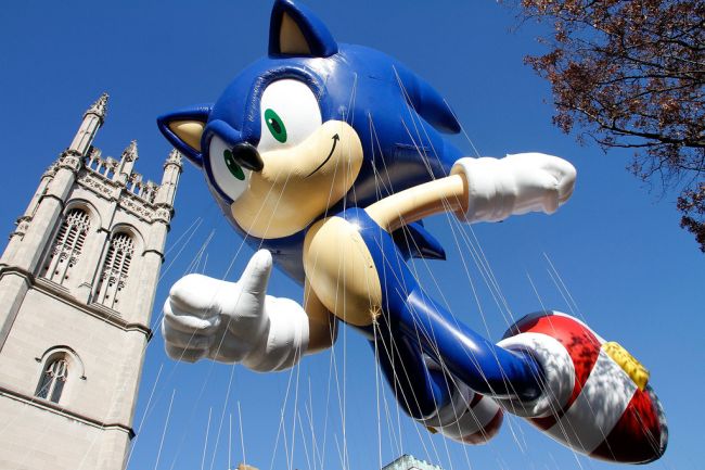 Знаменитості та інші на параді до Дня подяки