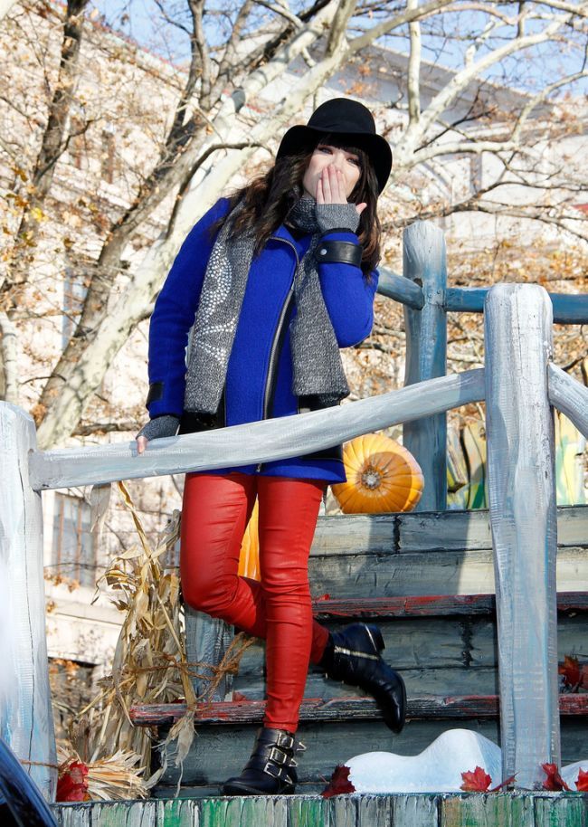 Celebrities and more at the Thanksgiving parade