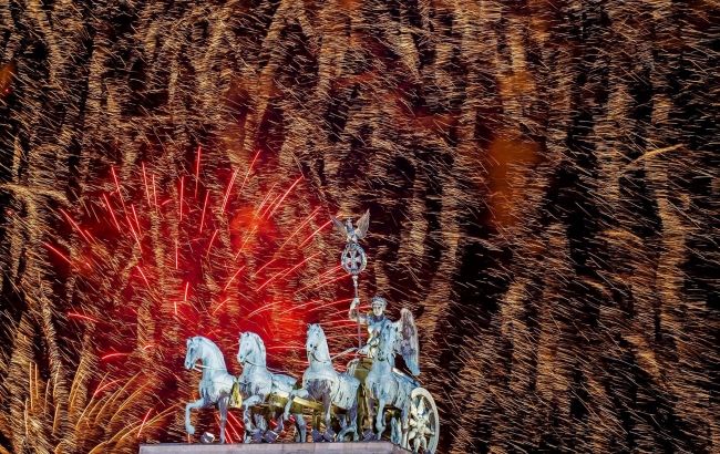 Neujahrsfeuerwerke auf der ganzen Welt 2013