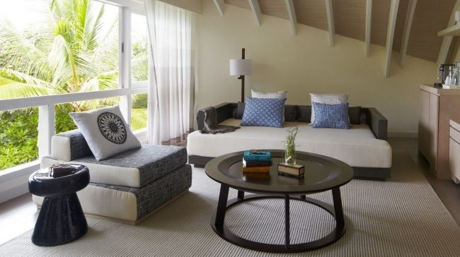 Розкішний курорт & laquo; Viceroy & raquo; на Мальдівах